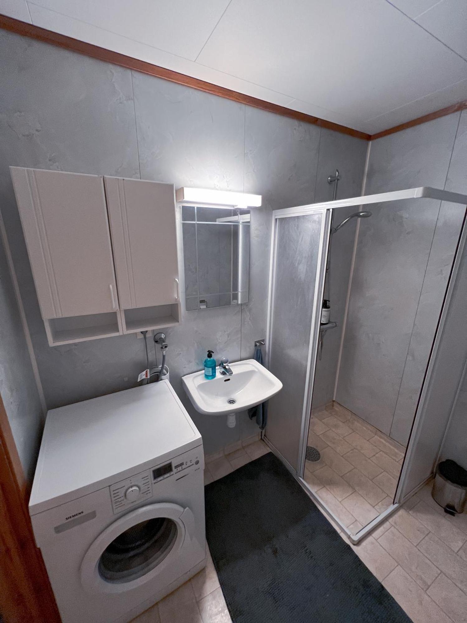Privat Rom I Leilighet Hotel Sogndal Luaran gambar