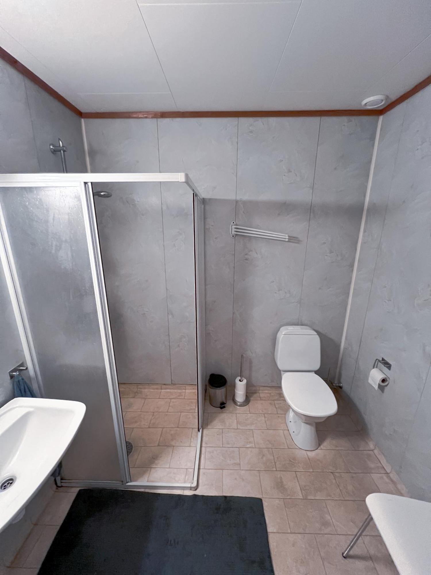 Privat Rom I Leilighet Hotel Sogndal Luaran gambar